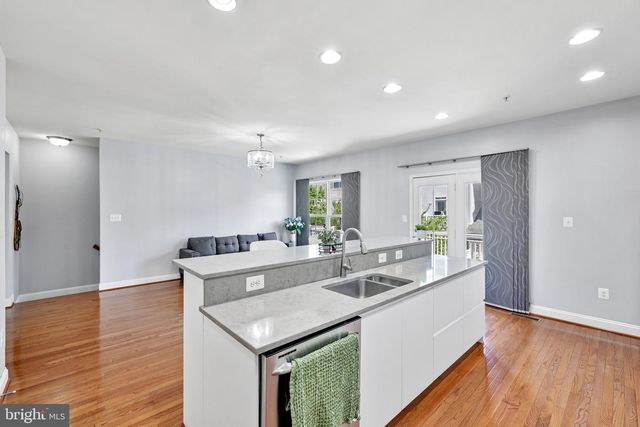 12451 HORSESHOE BEND CIR, Clarksburg, MD 20871