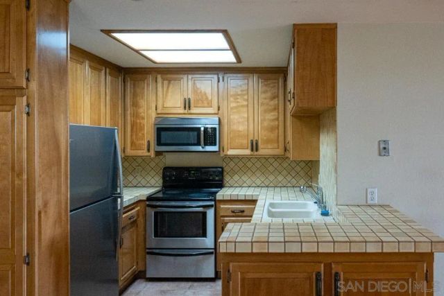 750 State St 110, San Diego, CA 92101
