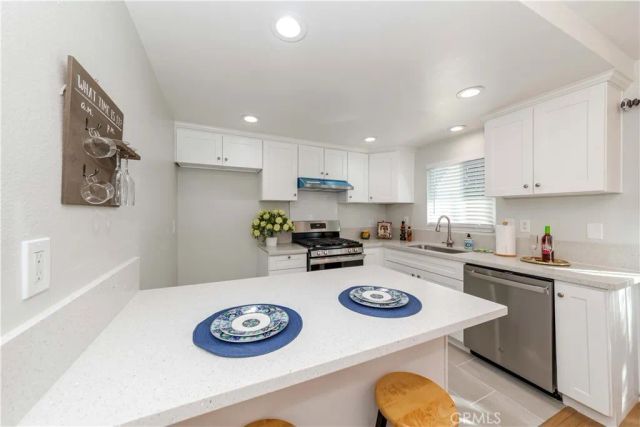 918 Huntington Dr O, Duarte, CA 91010