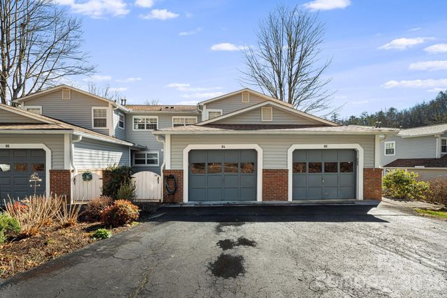 84 Lakeview Court, Brevard, NC 28712