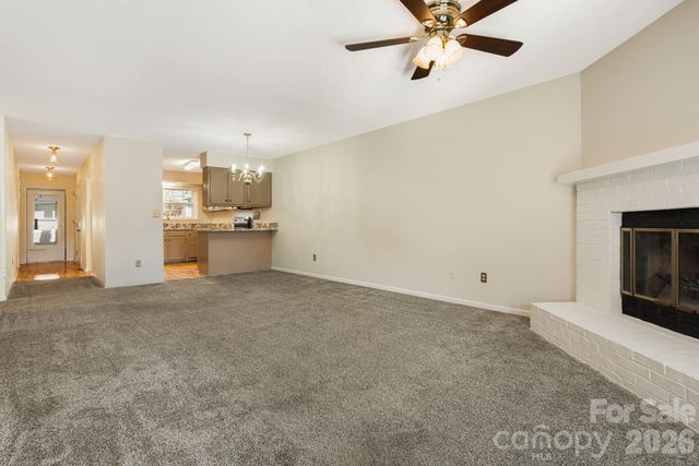 84 Lakeview Court, Brevard, NC 28712