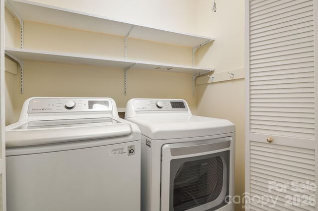 84 Lakeview Court, Brevard, NC 28712