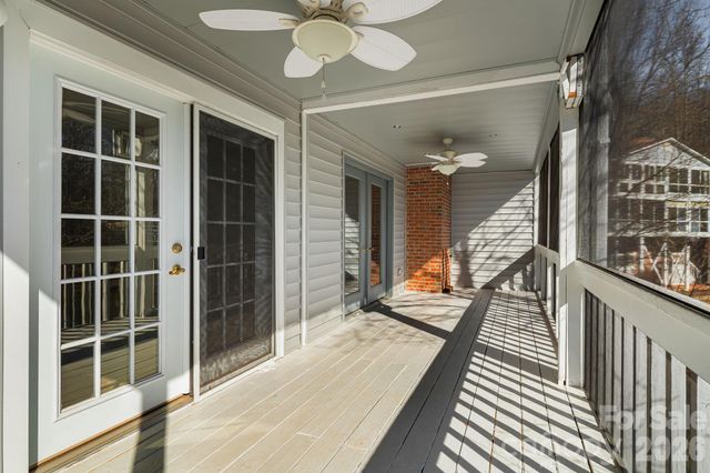 84 Lakeview Court, Brevard, NC 28712
