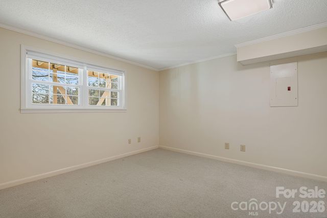 84 Lakeview Court, Brevard, NC 28712