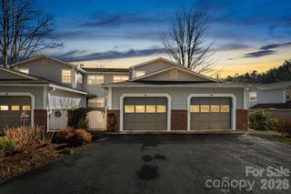 84 Lakeview Court, Brevard, NC 28712