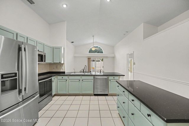 2479 Coral Ridge Circle, Melbourne, FL 32935