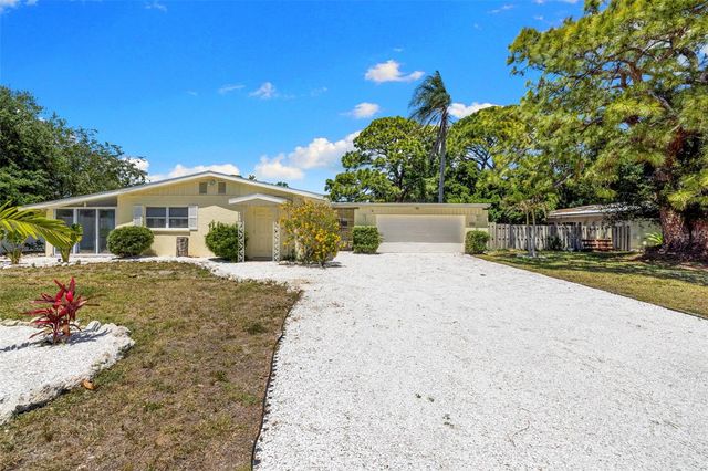 6916 ALDERWOOD DRIVE, Sarasota, FL 34243