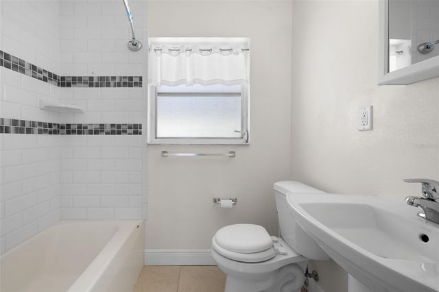 6916 ALDERWOOD DRIVE, Sarasota, FL 34243