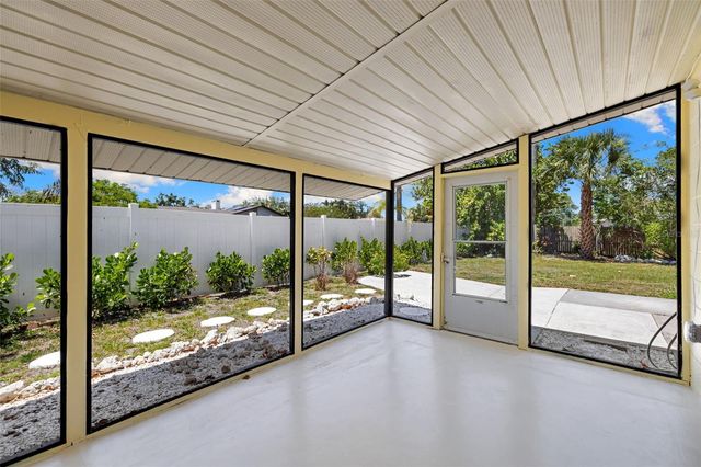 6916 ALDERWOOD DRIVE, Sarasota, FL 34243