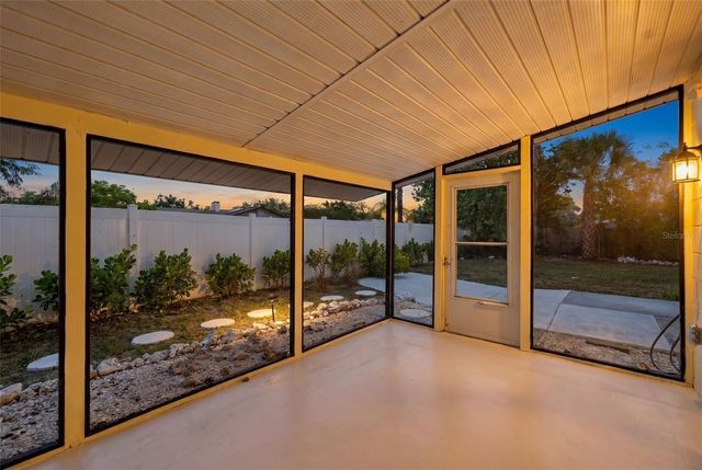 6916 ALDERWOOD DRIVE, Sarasota, FL 34243