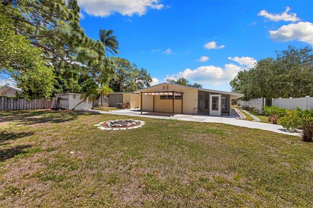 6916 ALDERWOOD DRIVE, Sarasota, FL 34243