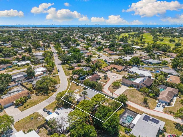 6916 ALDERWOOD DRIVE, Sarasota, FL 34243