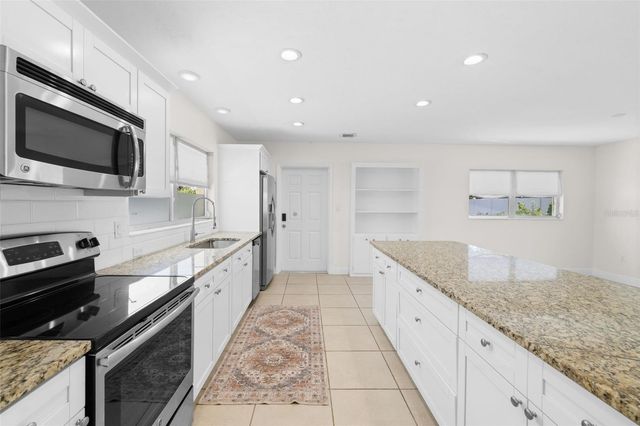 6916 ALDERWOOD DRIVE, Sarasota, FL 34243