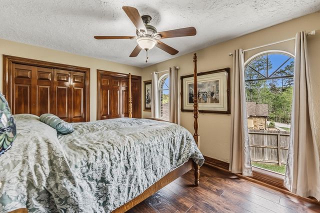 602 Rolling Hills Road, Huntsville, TX 77340