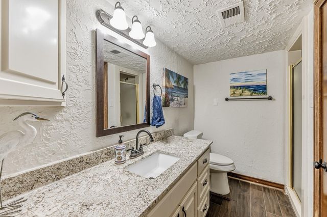 602 Rolling Hills Road, Huntsville, TX 77340