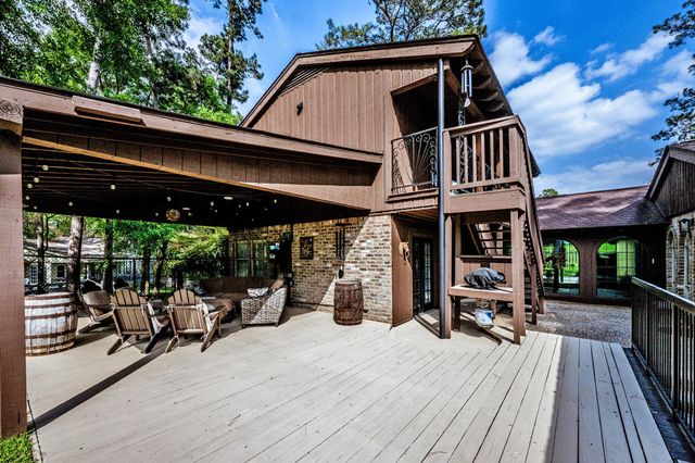 602 Rolling Hills Road, Huntsville, TX 77340