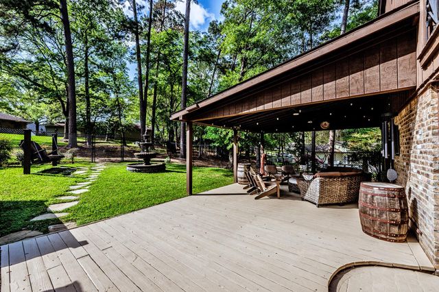602 Rolling Hills Road, Huntsville, TX 77340