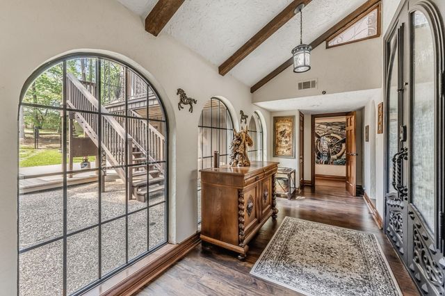 602 Rolling Hills Road, Huntsville, TX 77340