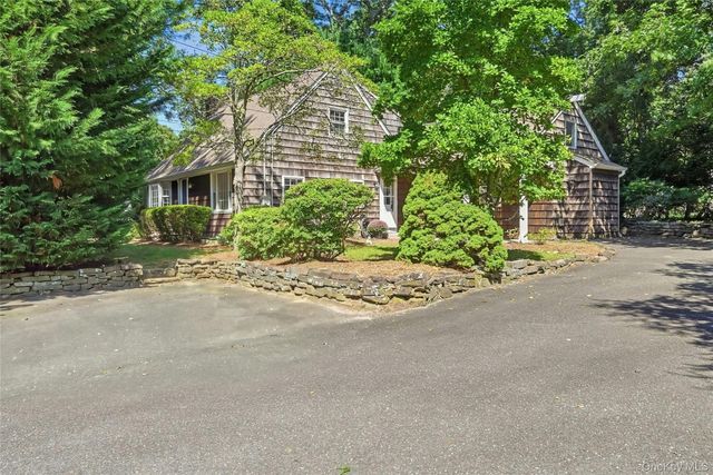 15 Shore Oaks Drive, Stony Brook, NY 11790