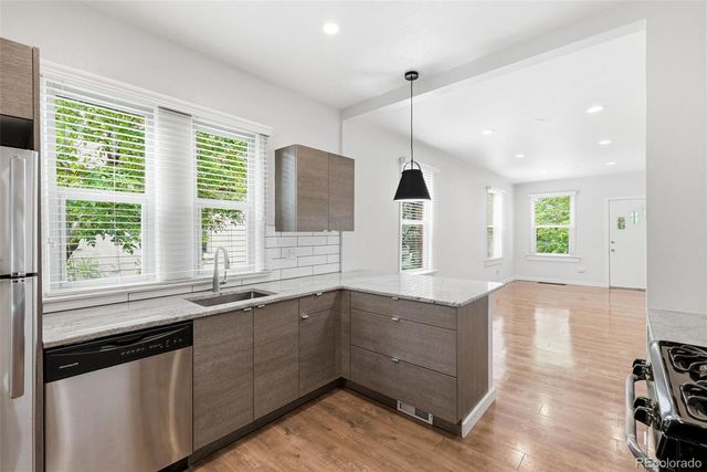 1476 S Ogden Street, Denver, CO 80210