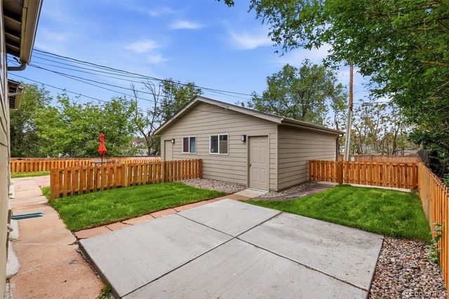 1476 S Ogden Street, Denver, CO 80210
