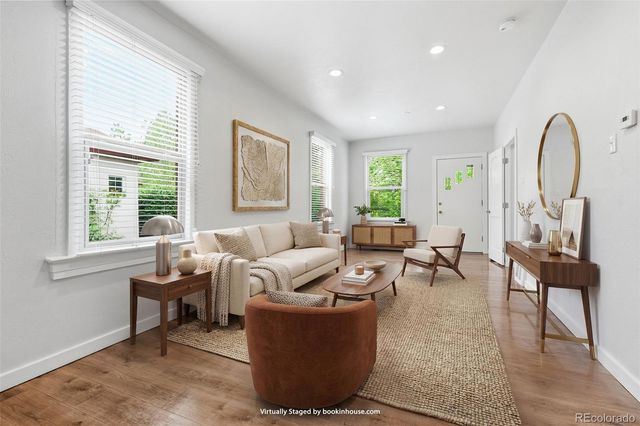1476 S Ogden Street, Denver, CO 80210