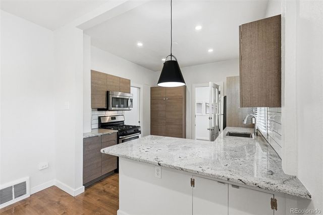 1476 S Ogden Street, Denver, CO 80210