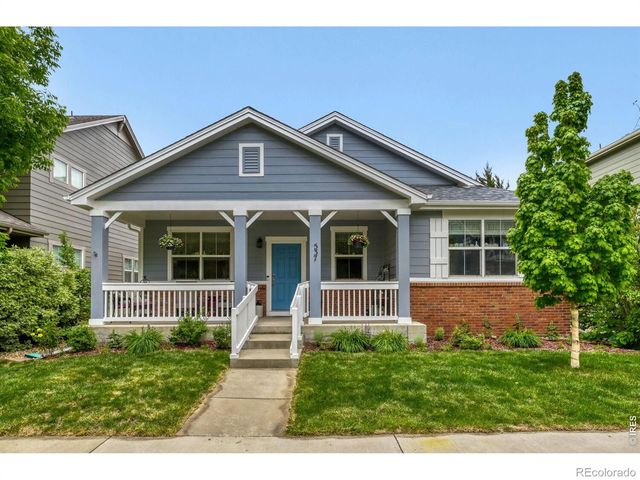 537 Peregrine Circle, Longmont, CO 80504