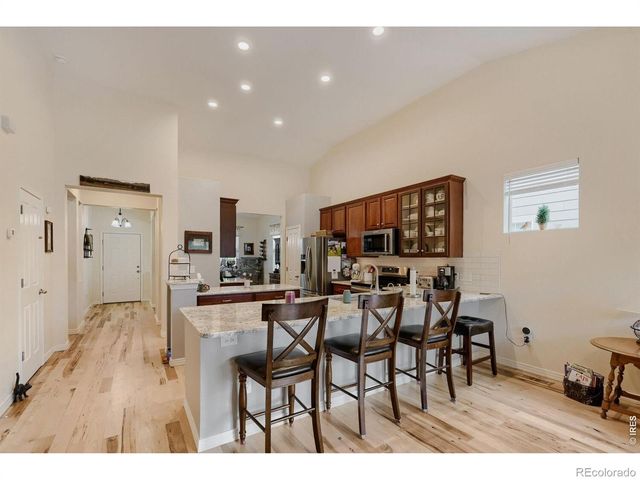 537 Peregrine Circle, Longmont, CO 80504