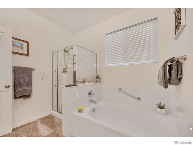 537 Peregrine Circle, Longmont, CO 80504