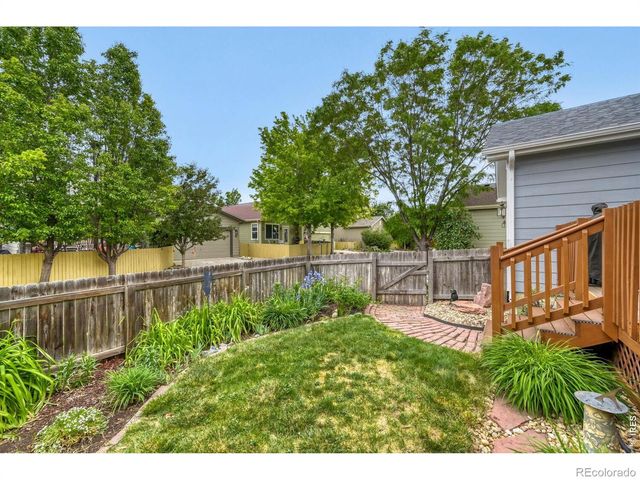 537 Peregrine Circle, Longmont, CO 80504
