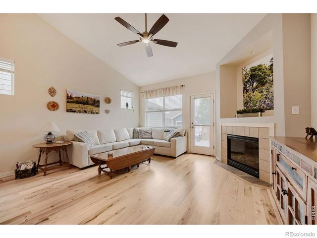537 Peregrine Circle, Longmont, CO 80504