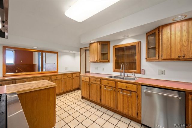 21 Lakeshore Drive, Constantia, NY 13044