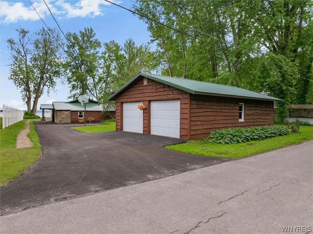 21 Lakeshore Drive, Constantia, NY 13044