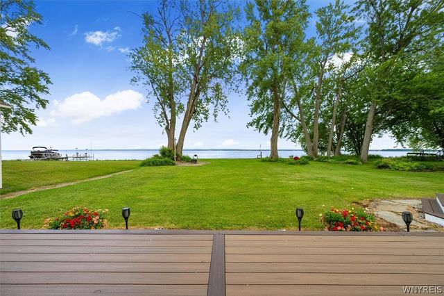 21 Lakeshore Drive, Constantia, NY 13044