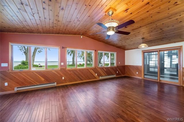 21 Lakeshore Drive, Constantia, NY 13044