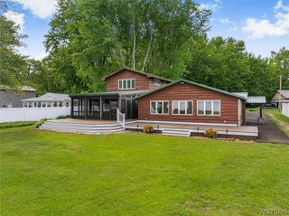 21 Lakeshore Drive, Constantia, NY 13044