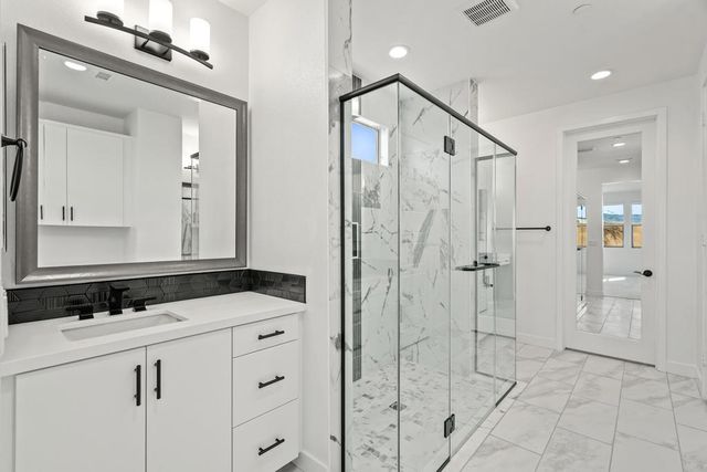 73584 Henri Drive, Palm Desert, CA 92211