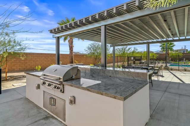 73584 Henri Drive, Palm Desert, CA 92211