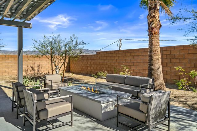 73584 Henri Drive, Palm Desert, CA 92211