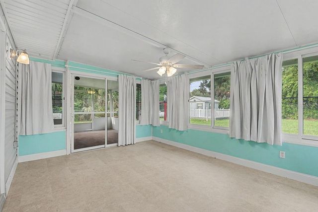 2392 SE 175TH TERRACE ROAD, Silver Springs, FL 34488