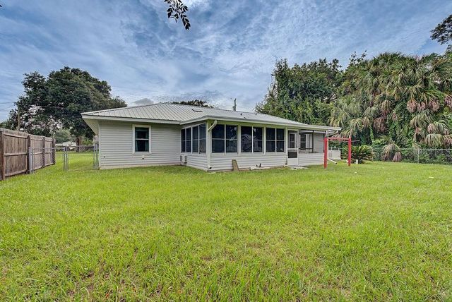 2392 SE 175TH TERRACE ROAD, Silver Springs, FL 34488