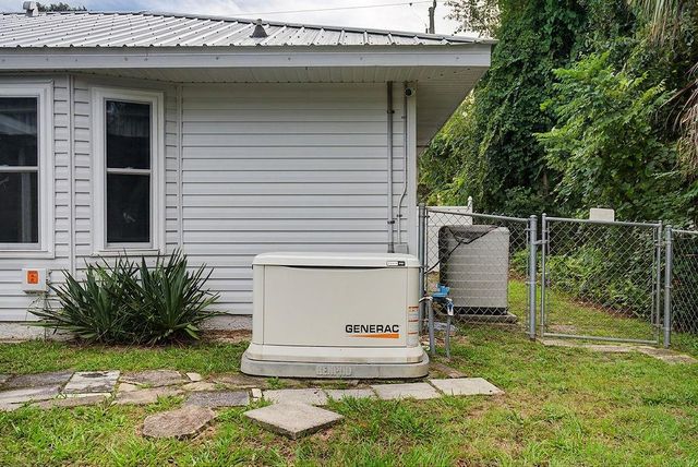 2392 SE 175TH TERRACE ROAD, Silver Springs, FL 34488
