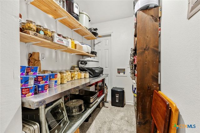 905 County Road 3350, Kempner, TX 76539