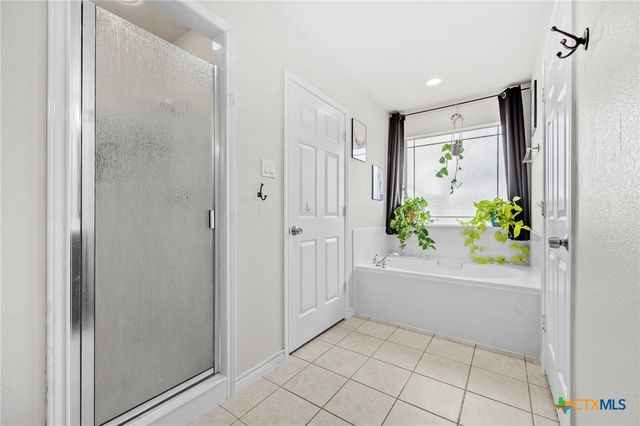 905 County Road 3350, Kempner, TX 76539