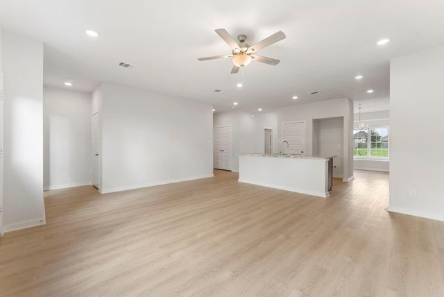 235 New Dawn Trail, Huntsville, TX 77320