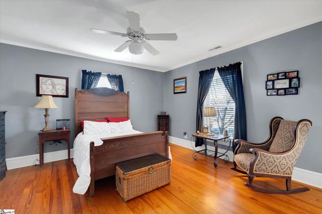 7 Lee Street, Liberty, SC 29657