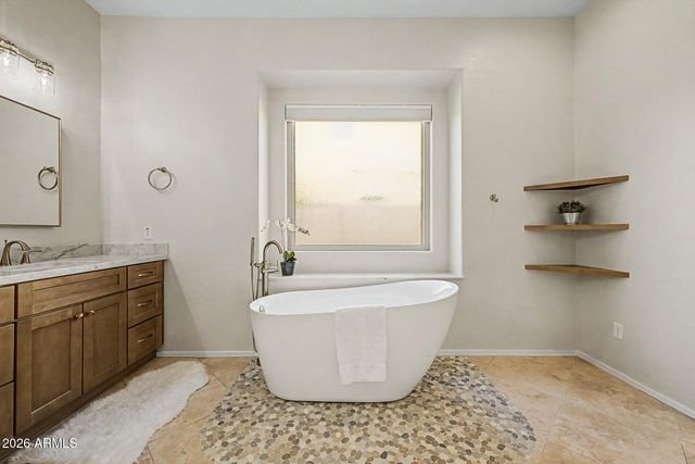 4769 E KARSTEN Drive, Chandler, AZ 85249