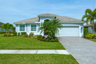 3165 Berkley Square Way, Vero Beach, FL 32966