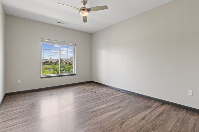 2871 Spring Rose Circle 207, Coralville, IA 52241